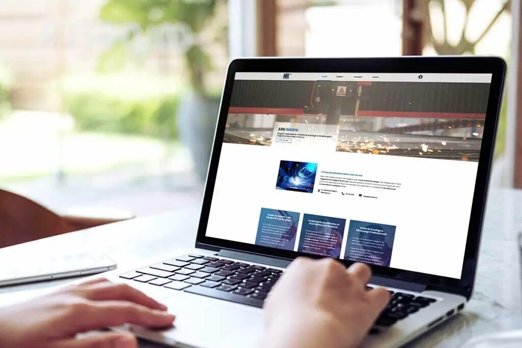Créer un site internet pour votre agence de sécurité : Faut-il contacter une agence web ou un freelance ?